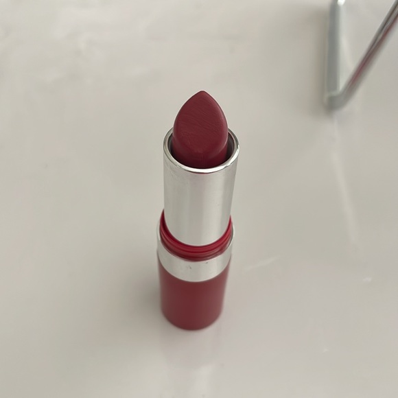 AVON - Picture 3 of 3